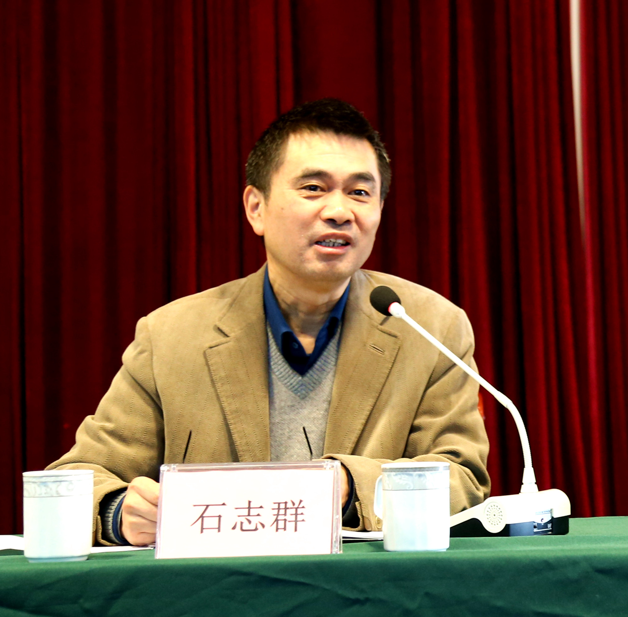 我校舉行“如何進行有效教學(xué)”專題培訓(xùn)會