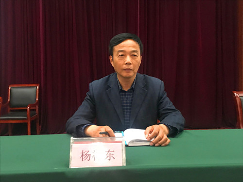 我校開(kāi)展“預(yù)防校園欺凌_共建平安學(xué)?！敝v座